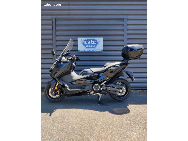 YAMAHA XP T-MAX 560 TECH MAX
