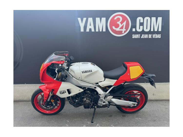 YAMAHA XSR 900 GP