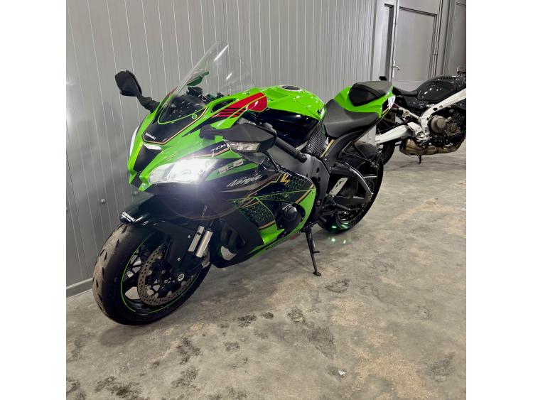KAWASAKI ZX-10R