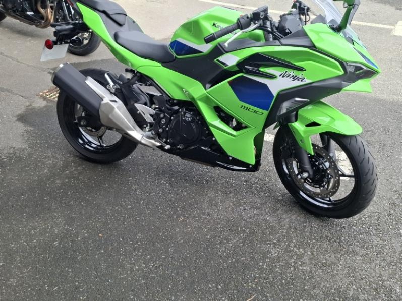 KAWASAKI NINJA 500 SE