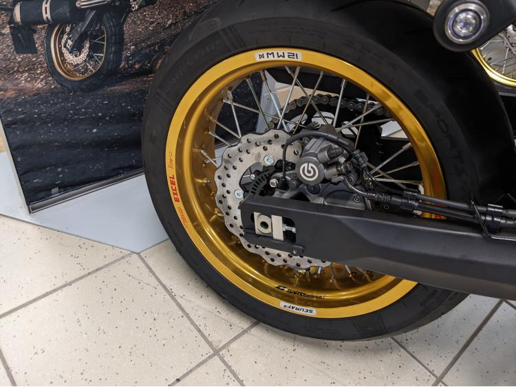 YAMAHA TENERE 700 SUPER MOTARD EXTREME EDITION 