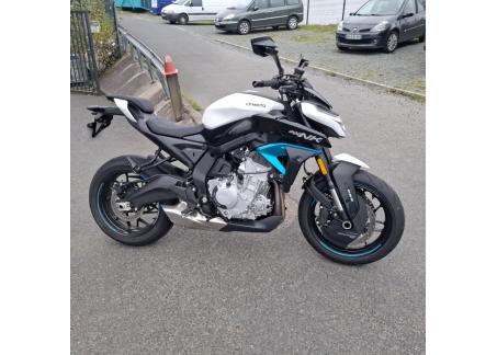 CF MOTO CF 675 NK