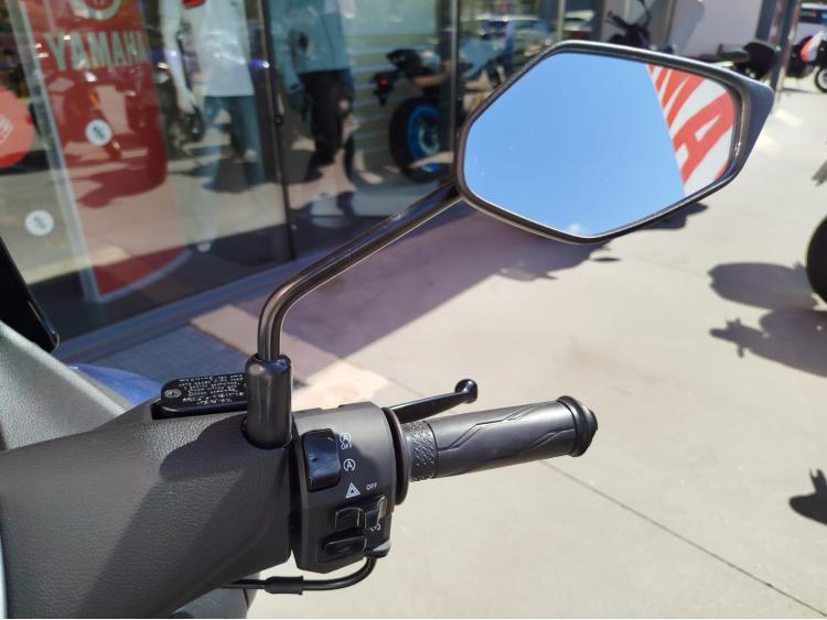 YAMAHA NMAX 125