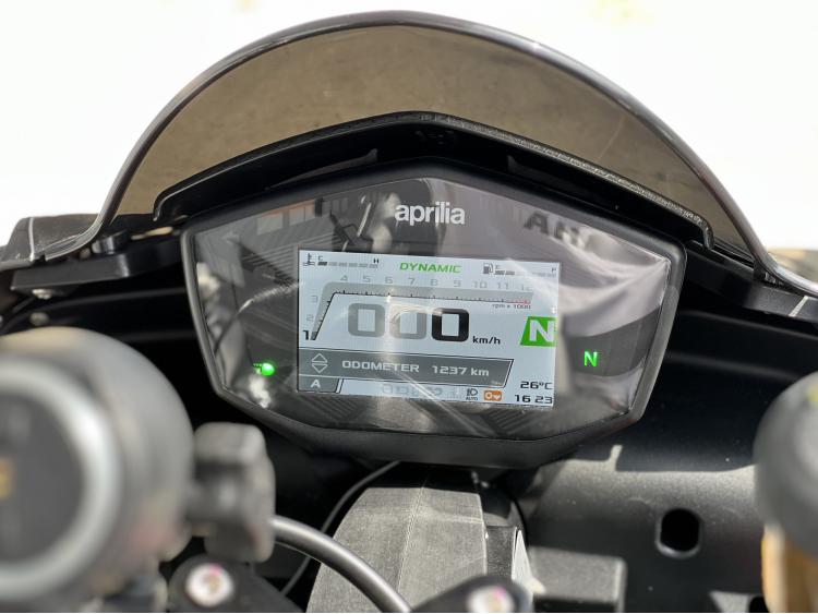 APRILIA TUONO 660 FACTORY
