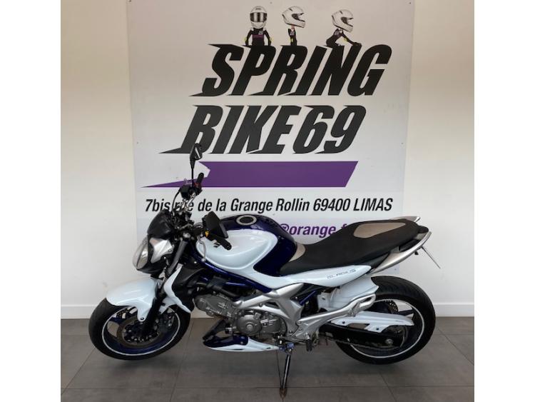 SUZUKI GLADIUS 650