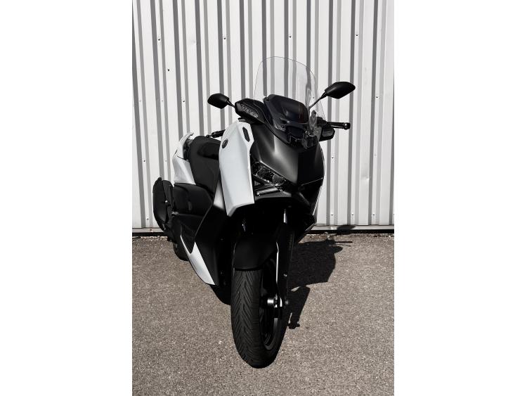YAMAHA XMAX 125 TECH MAX