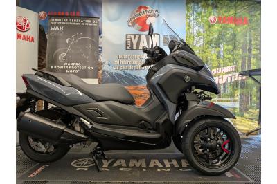 YAMAHA TRICITY 300