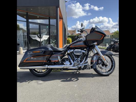HARLEY-DAVIDSON TOURING ROAD GLIDE 1868 SPECIAL