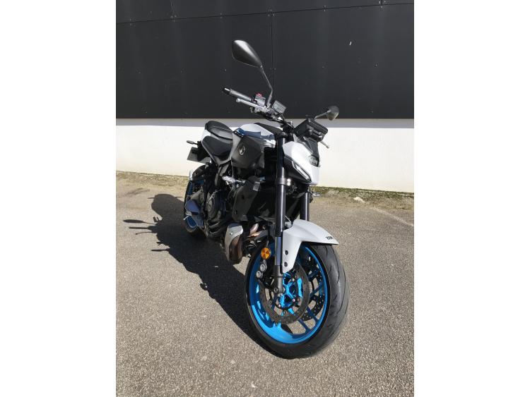 YAMAHA MT-07 (47.5CV)