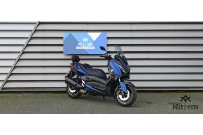 YAMAHA XMAX 300