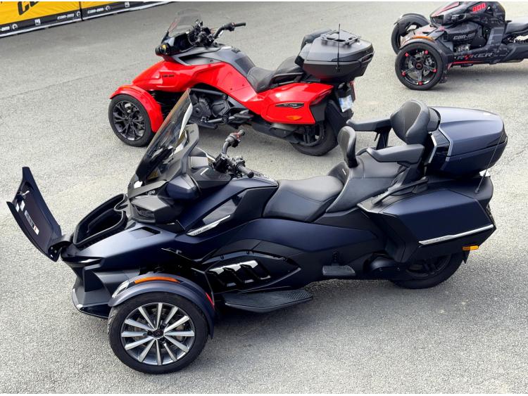 CAN-AM SPYDER RT 1330 SEA TO SKY canam limited ltd can am