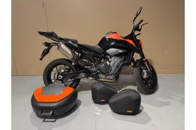 KTM 890 DUKE