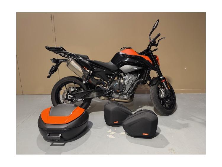 KTM 890 DUKE