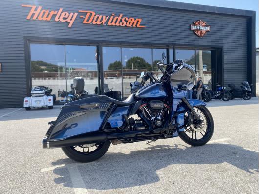 HARLEY-DAVIDSON TOURING ROAD GLIDE 1923 CVO