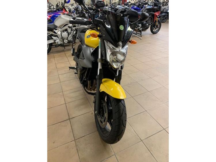 YAMAHA XJ6-N