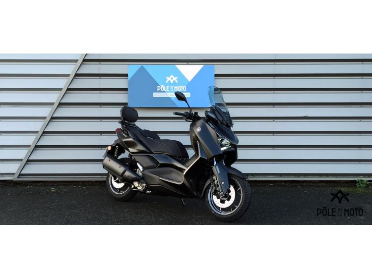 YAMAHA XMAX 300 Tech Max