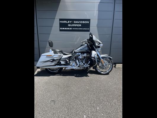 HARLEY-DAVIDSON TOURING STREET GLIDE 1800 CVO