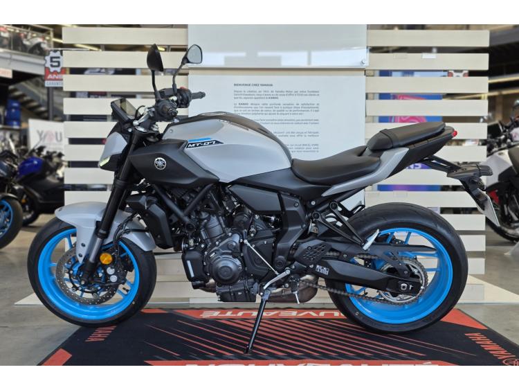 YAMAHA MT-07 (47.5CV)