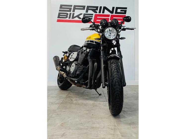 YAMAHA XJR 1300