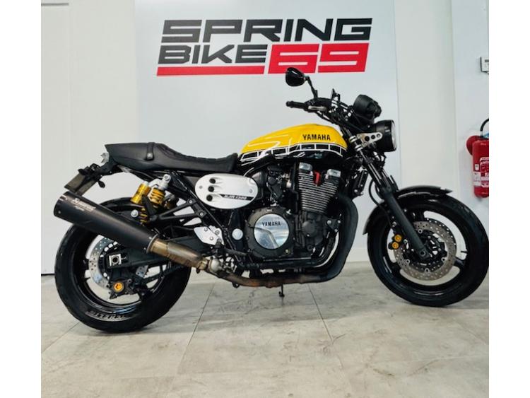 YAMAHA XJR 1300