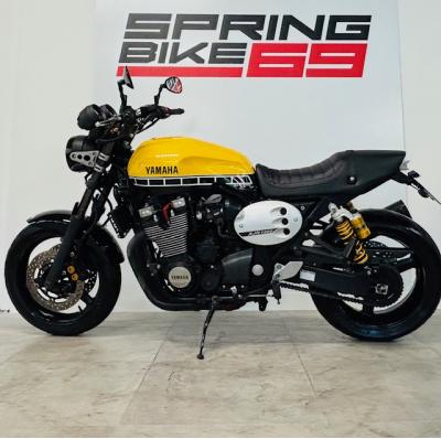 YAMAHA XJR 1300