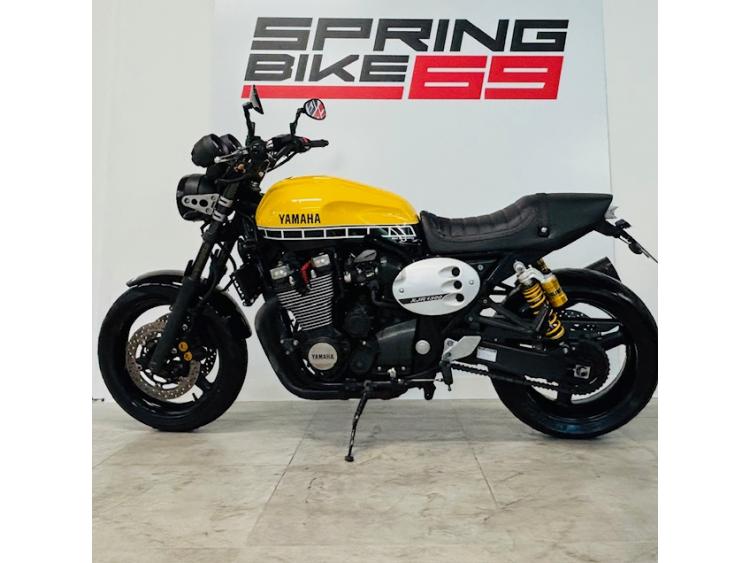 YAMAHA XJR 1300