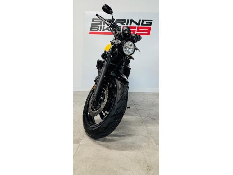YAMAHA XJR 1300