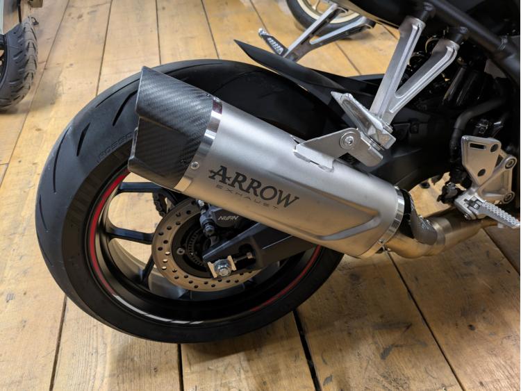 HONDA CBR 650 R E-CLUTCH