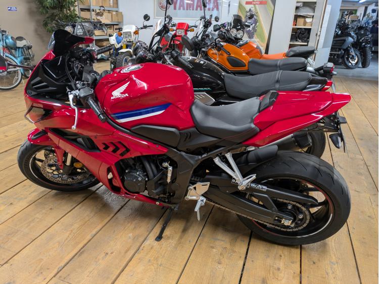 HONDA CBR 650 R E-CLUTCH