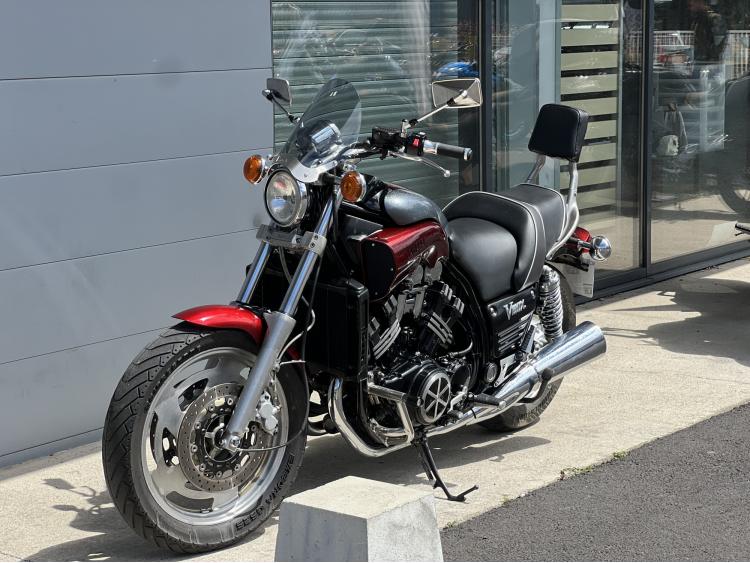 YAMAHA V-MAX 1200