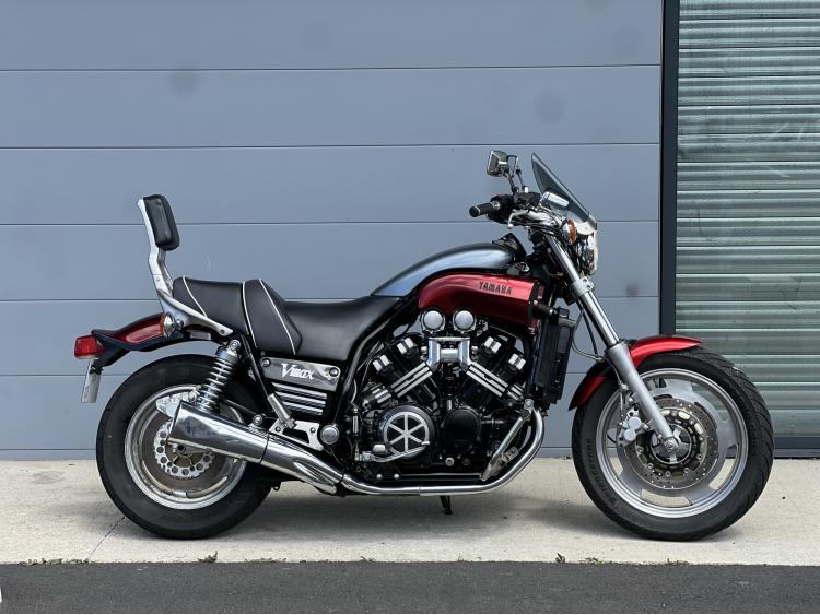 YAMAHA V-MAX 1200