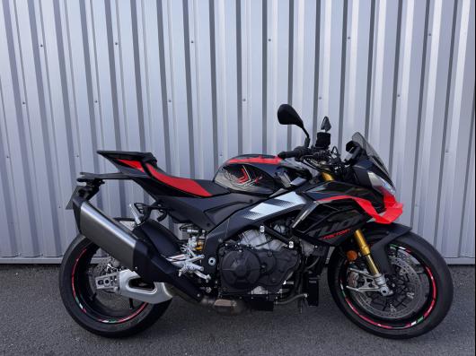 photo-annonce-aprilia-tuono-1100-v4-factory-2025-4-797kms_6aa2d21090048522924251.JPG