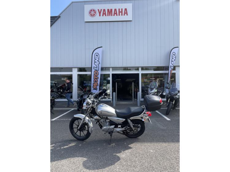 YAMAHA YBR 125 CUSTOM