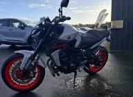 YAMAHA MT-09 MT 09 MT09