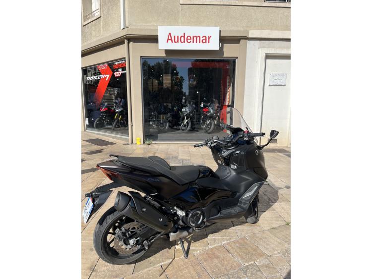 YAMAHA XP T-MAX 560 TECH MAX