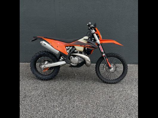 photo-annonce-ktm-300-exc-tpi_6650b84610d48090217568.jpg