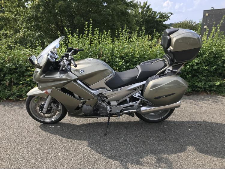 YAMAHA FJR 1300
