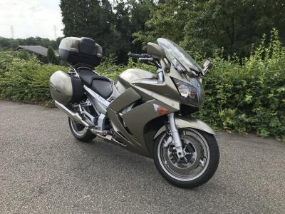 YAMAHA FJR 1300