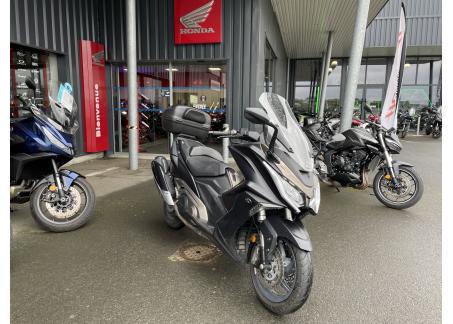 KYMCO AK 550