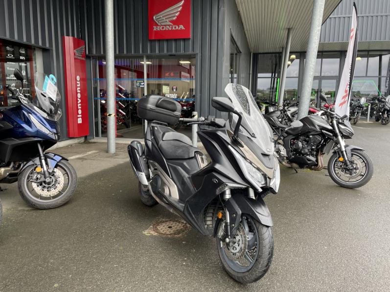 KYMCO AK 550