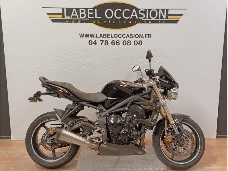 TRIUMPH 675 STREET TRIPLE