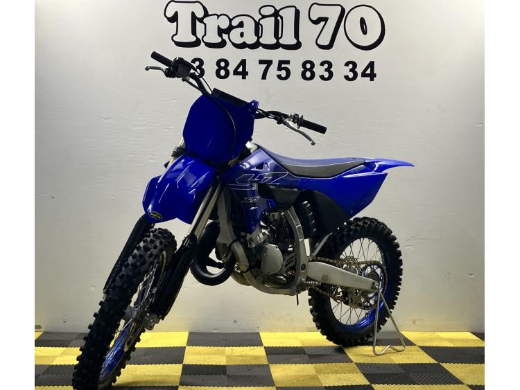 YAMAHA YZ-125 LC '22