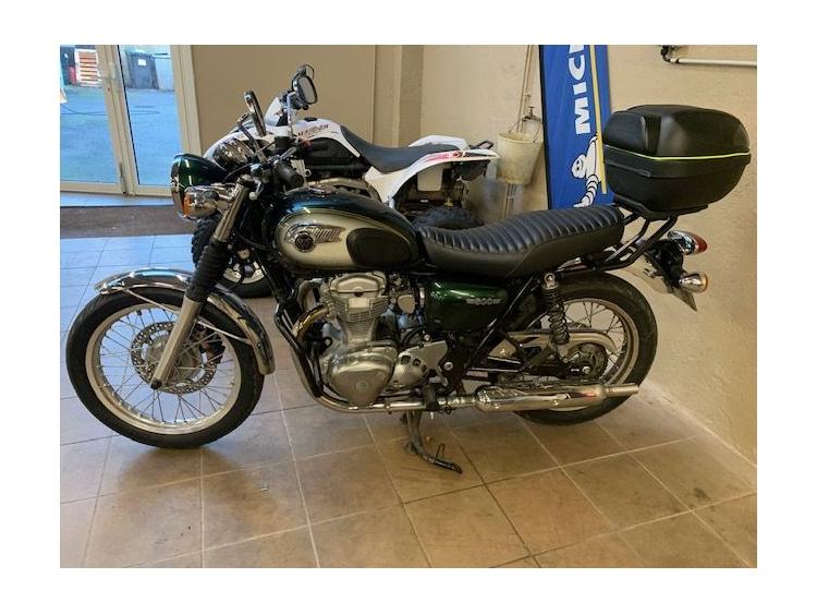 KAWASAKI W 800