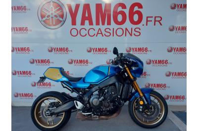 YAMAHA XSR 900