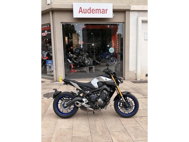 YAMAHA MT-09 SP