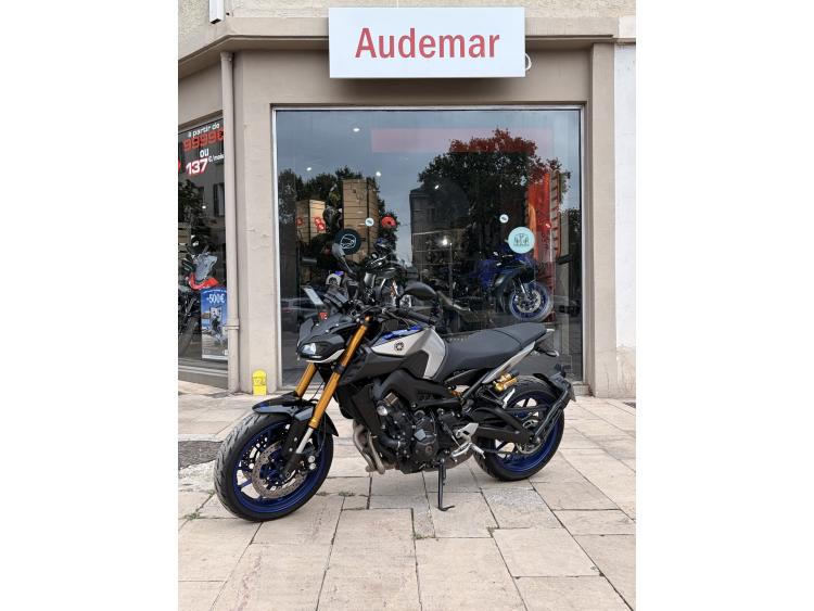 YAMAHA MT-09 SP