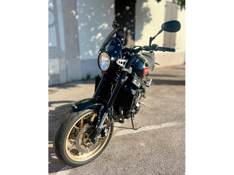 YAMAHA XSR 900