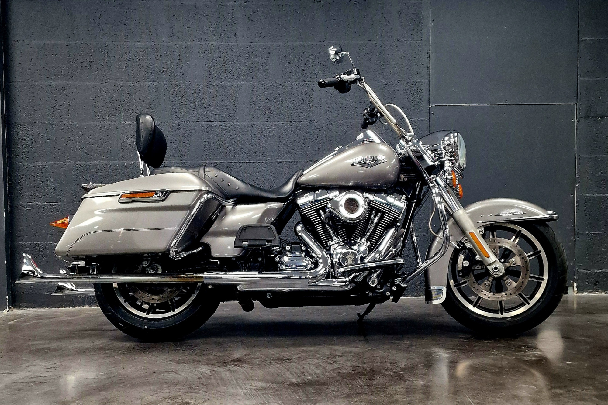 HARLEY-DAVIDSON TOURING ROAD KING 1690