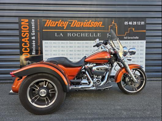 HARLEY-DAVIDSON TRIKE FREEWHEELER 1868