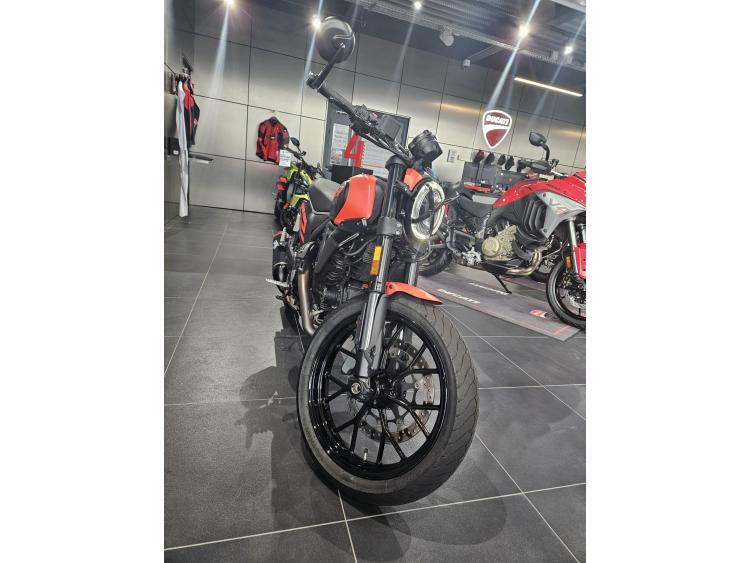 DUCATI SCRAMBLER FULL THROTTLE